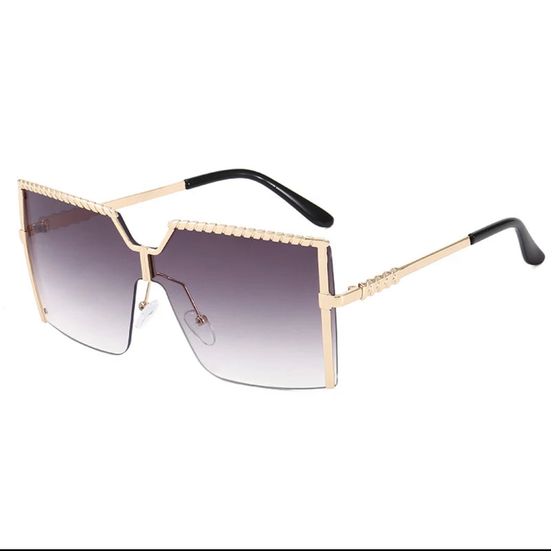 Posh Sparks Sunglasses - Mesmeric Chic 